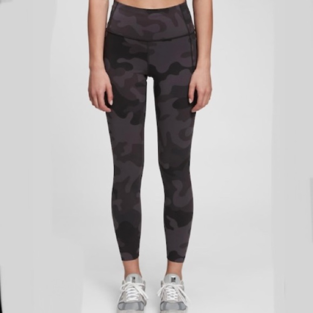 GapFit High Rise Power 7/8 Leggings - NWOT!